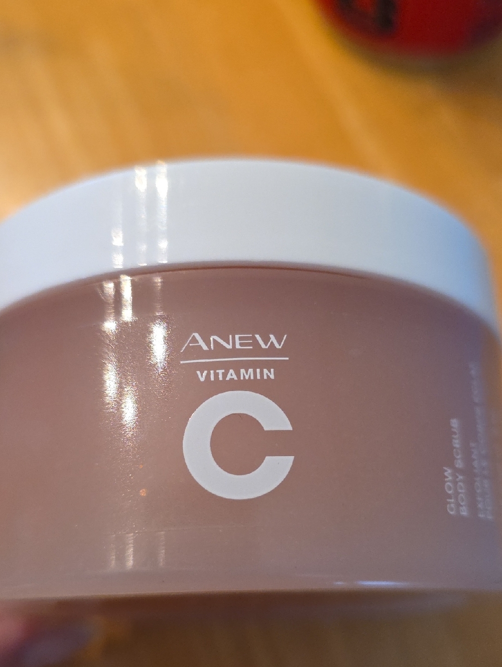ANEW Vitamin C Glow Body Scrub